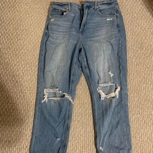 American Eagle Mom Jeans